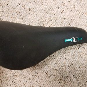VINTAGE Vetta Gel Flex bicycle saddle
